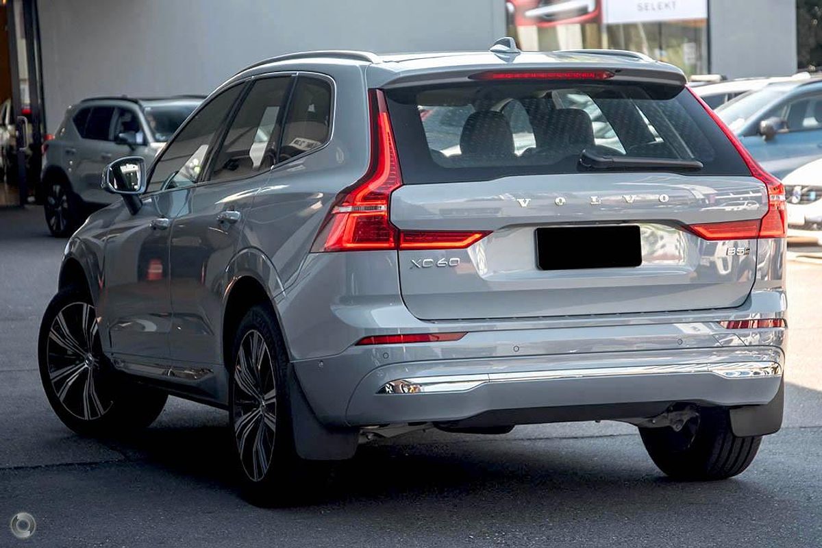 2024 Volvo XC60 Ultra B5 Bright