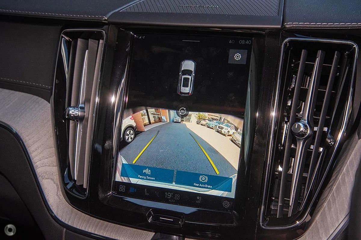 2024 Volvo XC60 Ultra B5 Bright