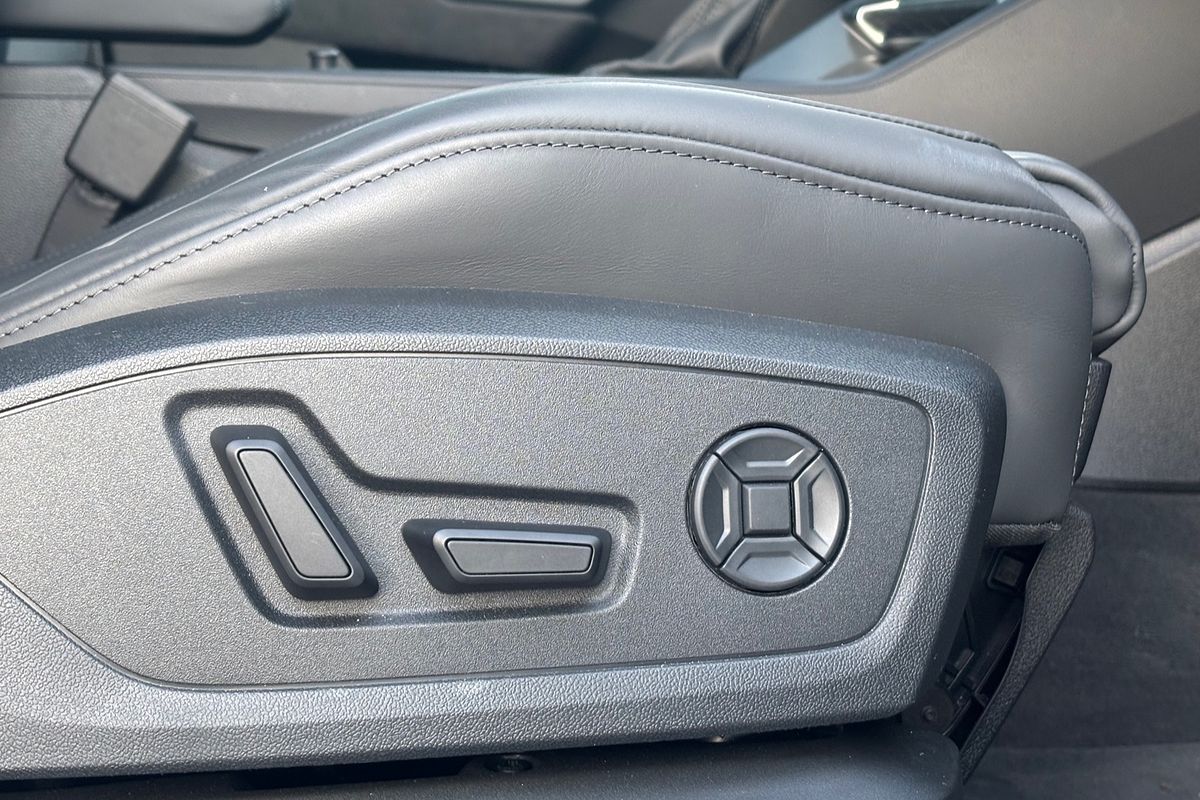 2024 Audi RS Q3  F3