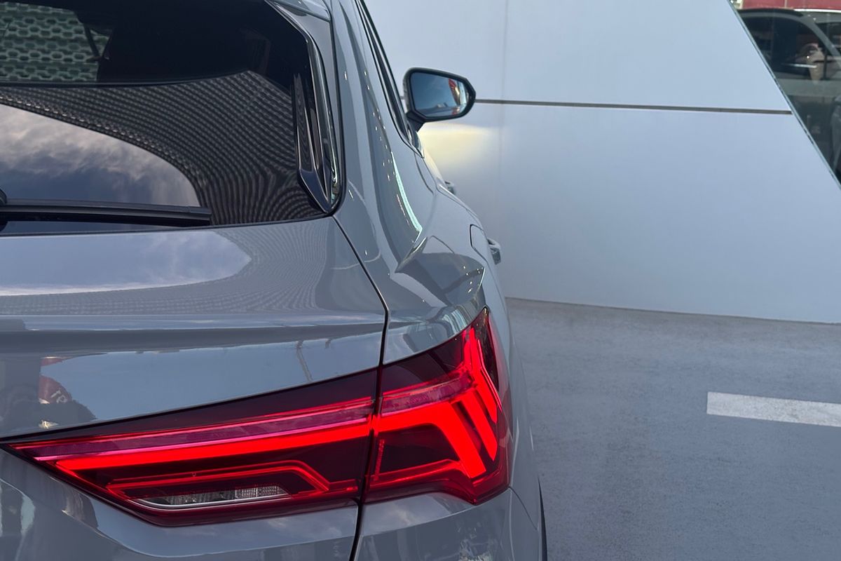 2024 Audi RS Q3  F3