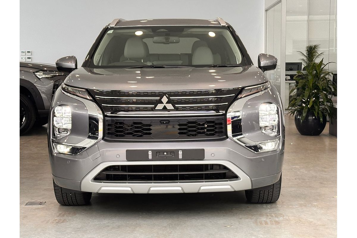 2022 Mitsubishi Outlander PHEV Exceed ZM