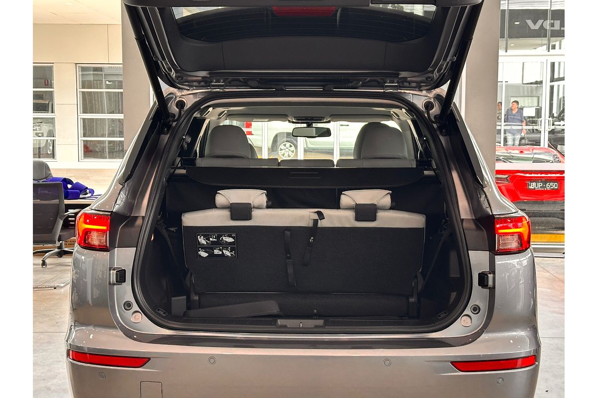 2022 Mitsubishi Outlander PHEV Exceed ZM