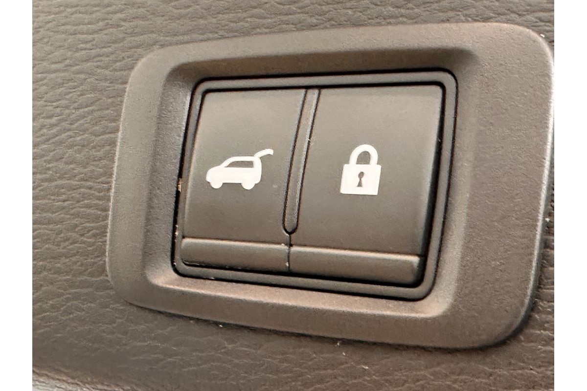 2022 Mitsubishi Outlander PHEV Exceed ZM