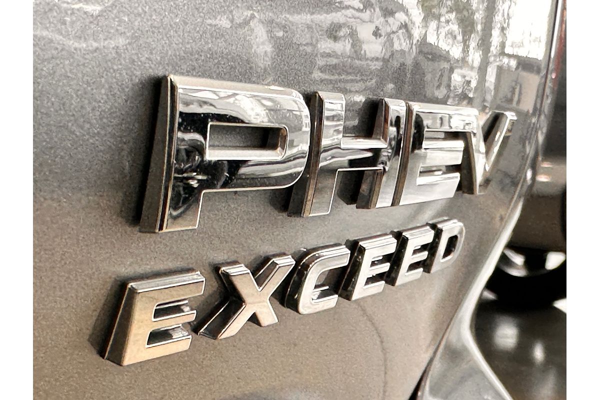 2022 Mitsubishi Outlander PHEV Exceed ZM