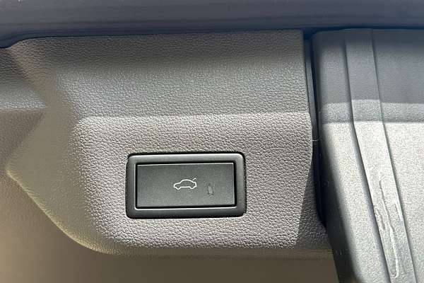 2025 Volkswagen MULTIVAN