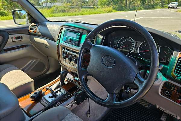 2005 Toyota Landcruiser GXL UZJ100R