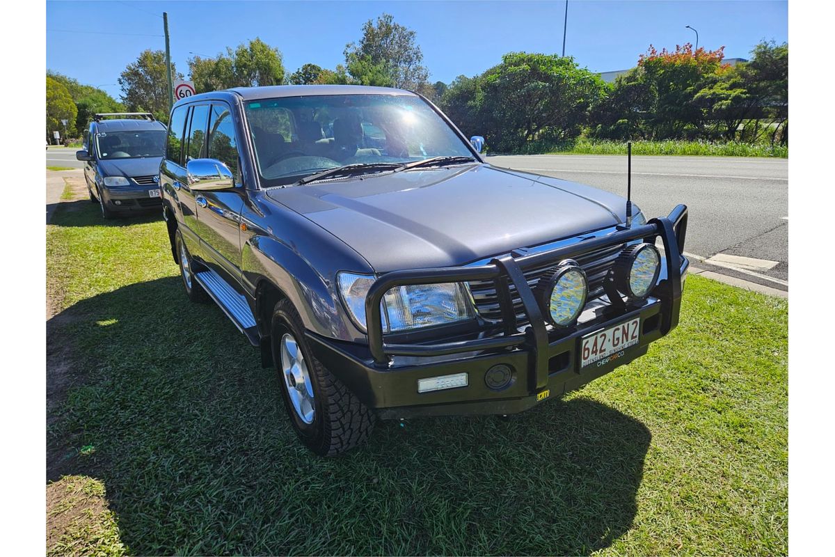 2005 Toyota Landcruiser GXL UZJ100R