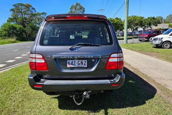 2005 Toyota Landcruiser GXL UZJ100R