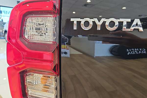 2021 Toyota Hilux Rogue GUN126R 4X4