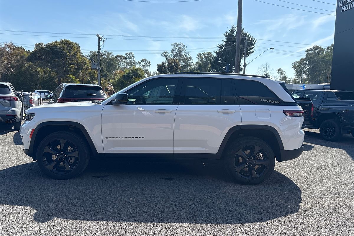 2023 Jeep Grand Cherokee Night Eagle WL