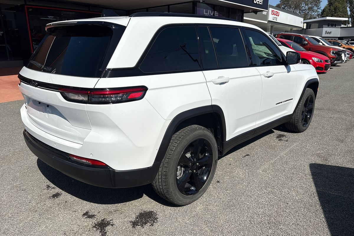 2023 Jeep Grand Cherokee Night Eagle WL