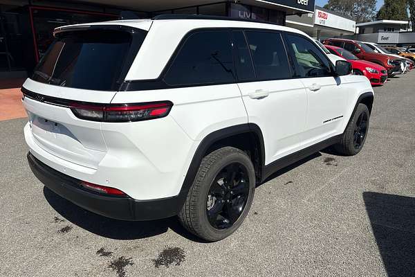 2023 Jeep Grand Cherokee Night Eagle WL