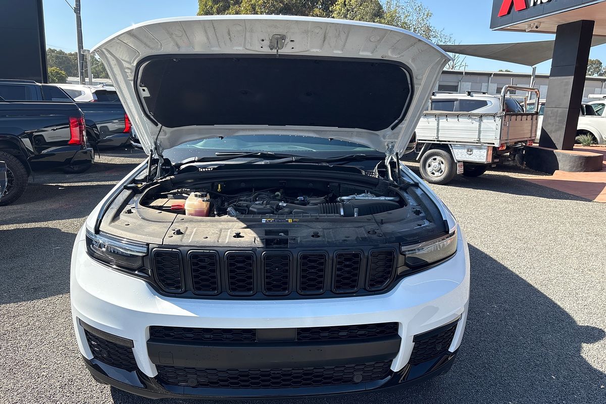 2023 Jeep Grand Cherokee Night Eagle WL