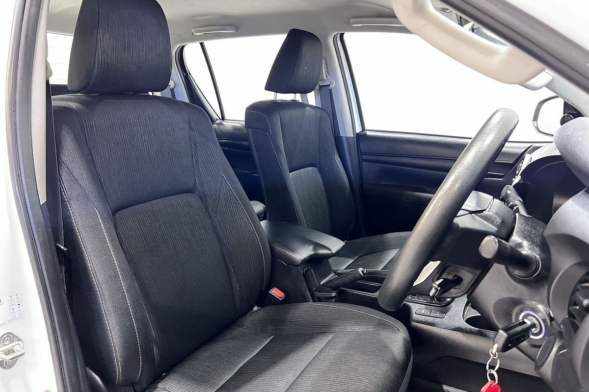 2022 Toyota Hilux SR GUN126R 4X4