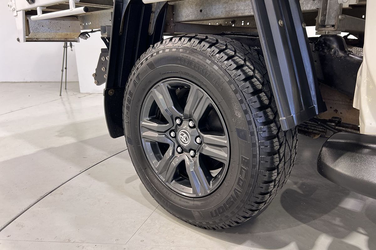 2022 Toyota Hilux SR GUN126R 4X4