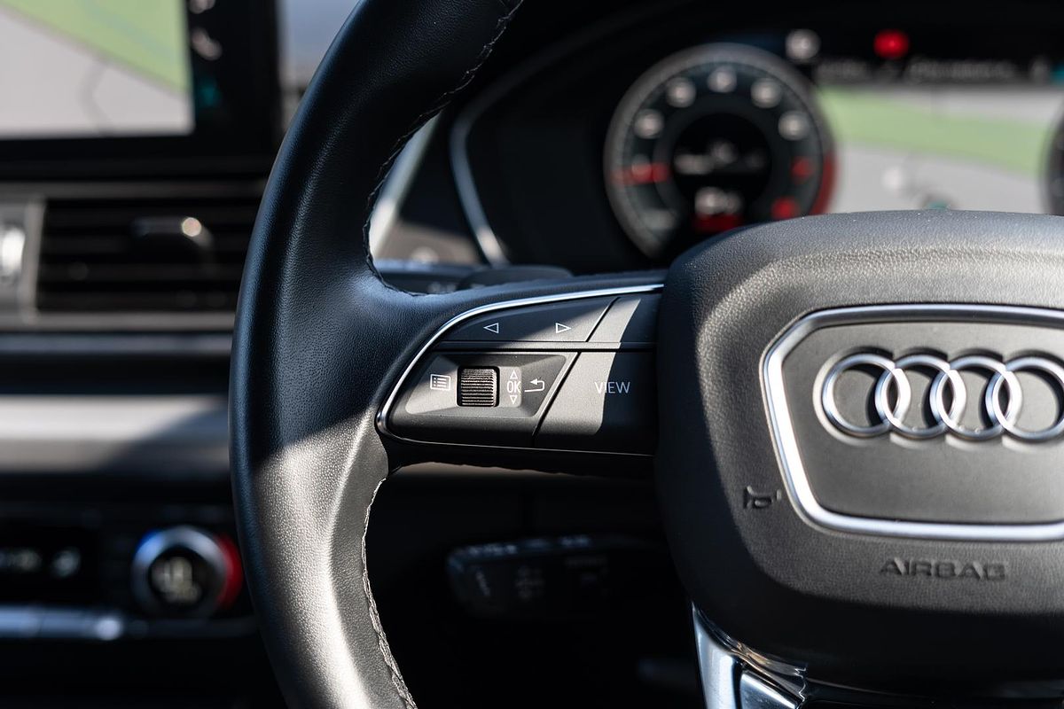 2023 Audi Q5 45 TFSI Sport FY