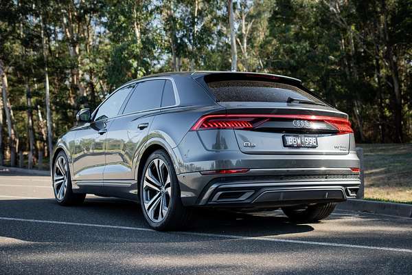 2019 Audi Q8 55 TFSI F1
