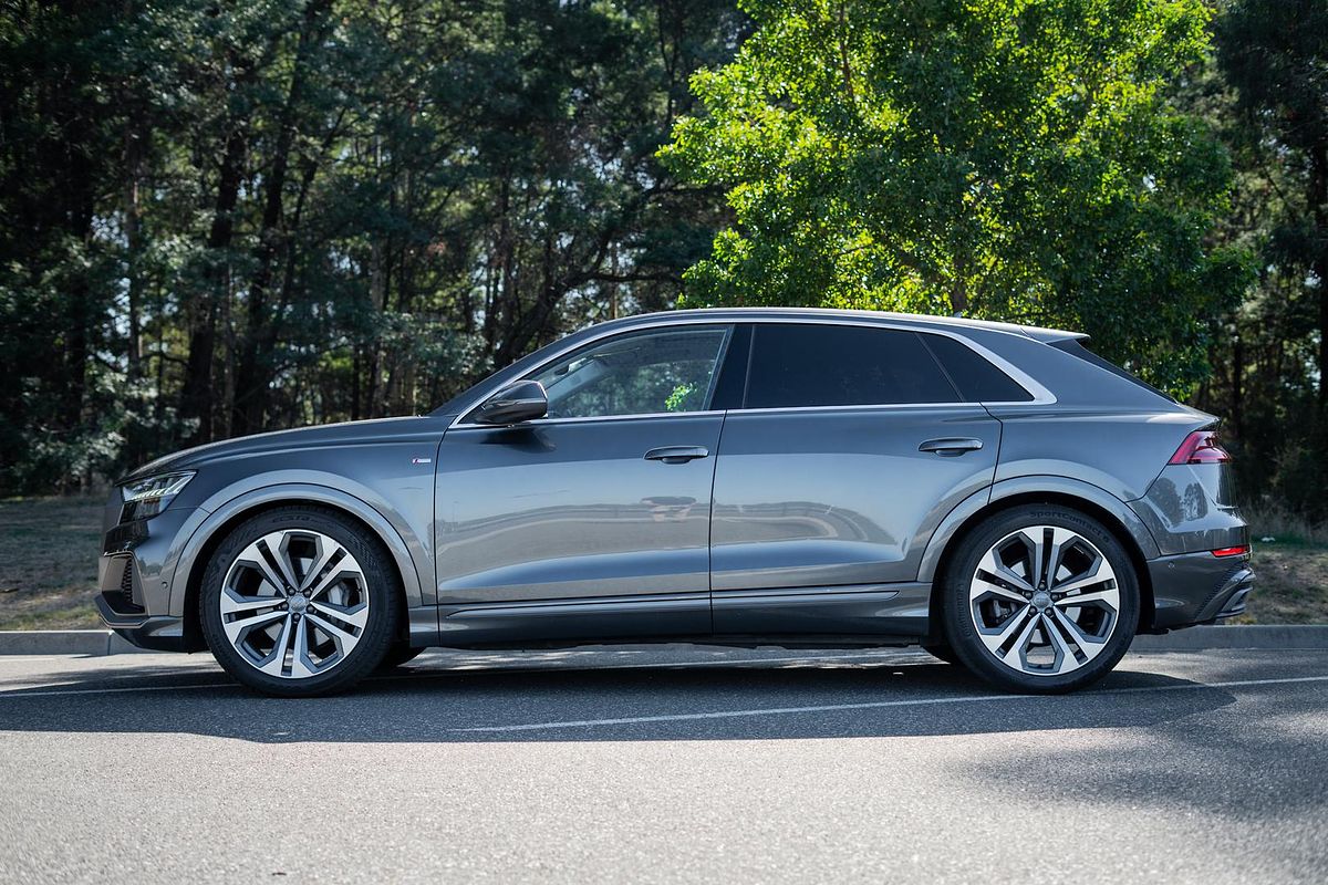 2019 Audi Q8 55 TFSI F1