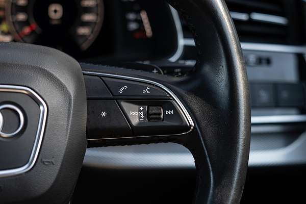 2019 Audi Q8 55 TFSI F1