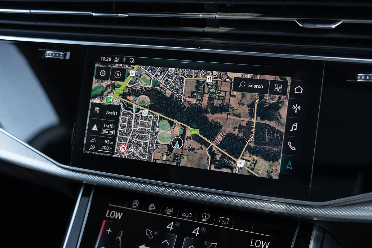 2019 Audi Q8 55 TFSI F1