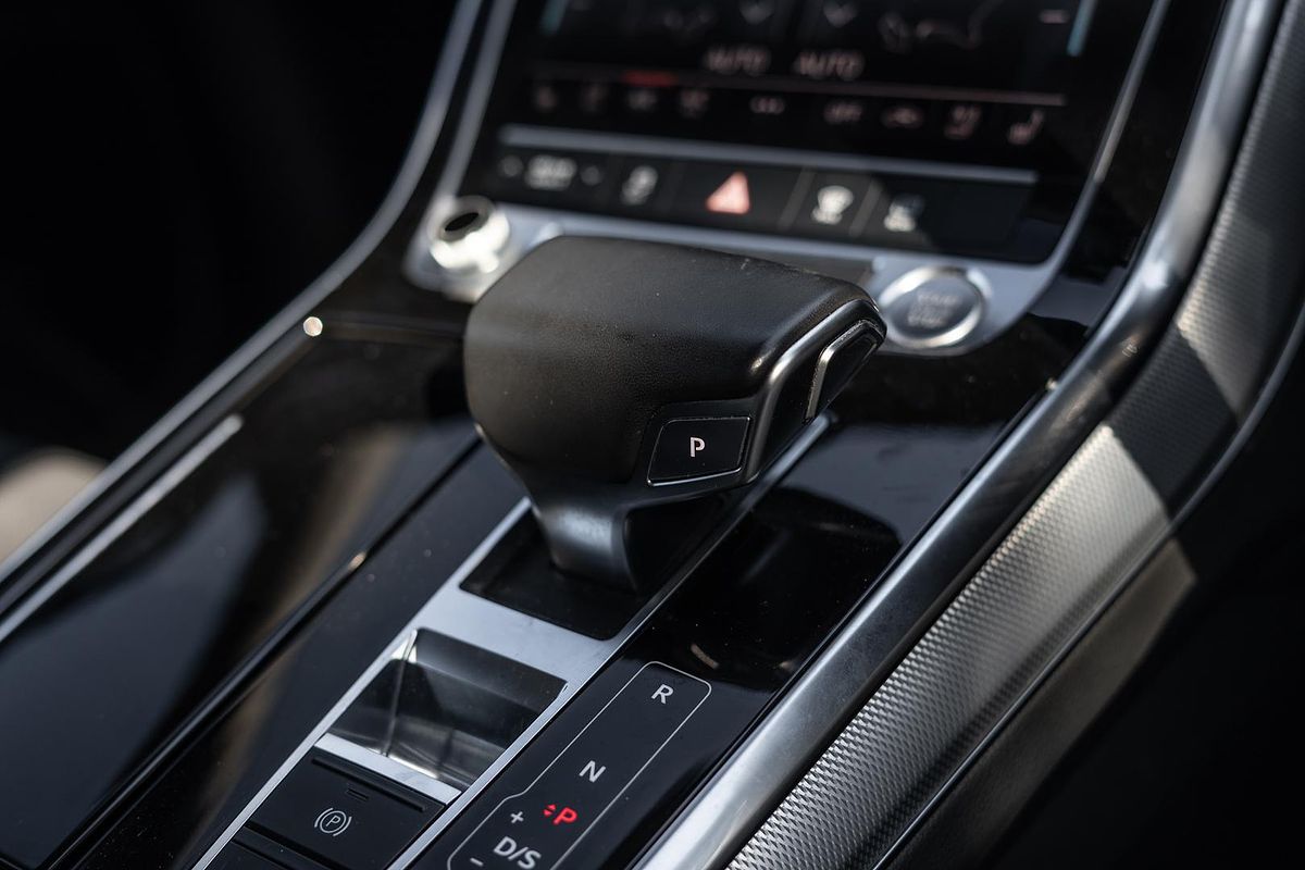 2019 Audi Q8 55 TFSI F1
