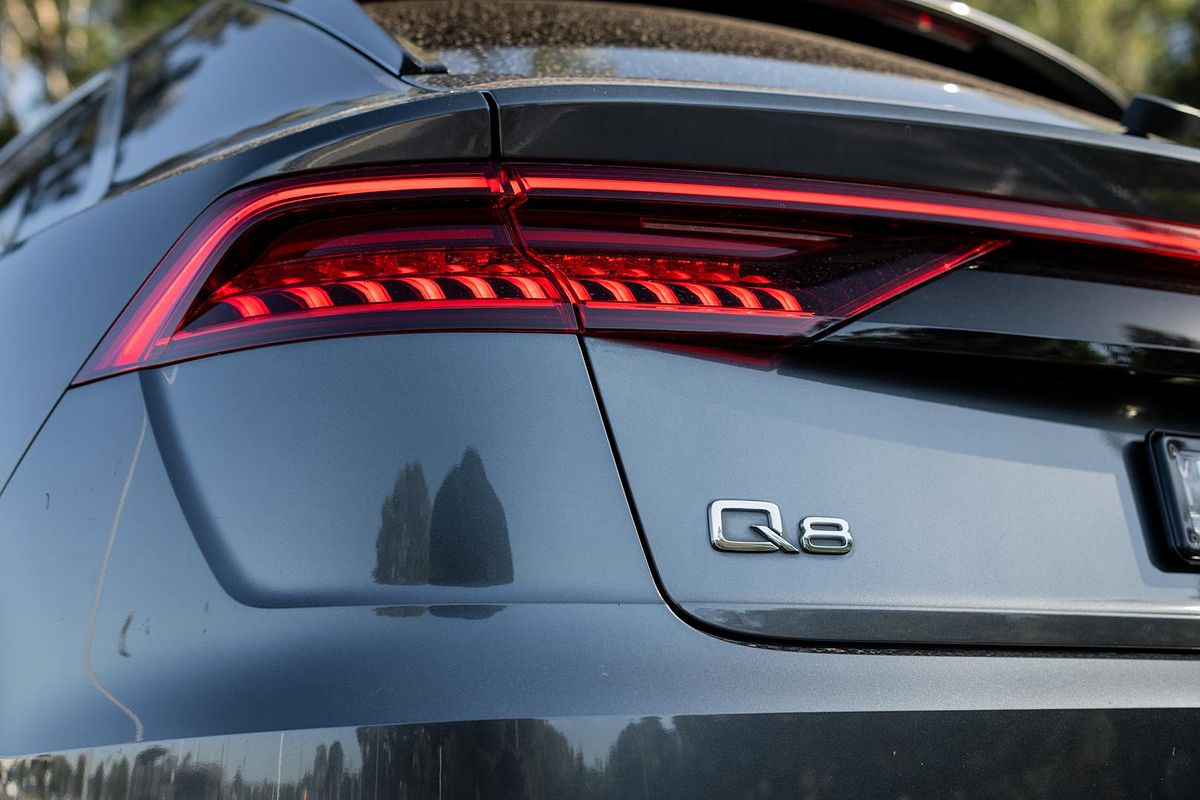 2019 Audi Q8 55 TFSI F1