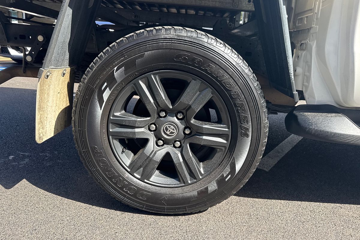 2023 Toyota Hilux SR GUN126R 4X4