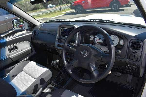 2012 Nissan Navara ST-R D22 4X4