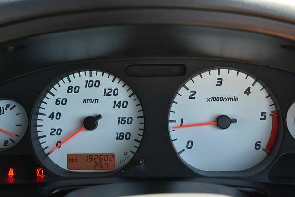 2012 Nissan Navara ST-R D22 4X4