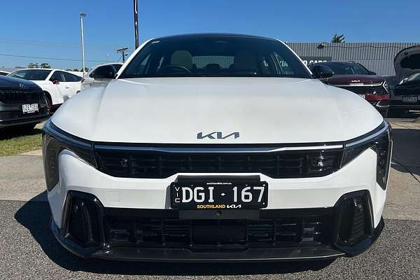 2024 Kia K4 GT-Line CL4m
