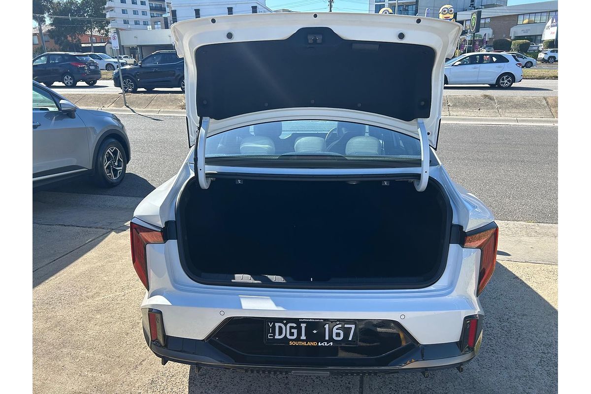 2024 Kia K4 GT-Line CL4m