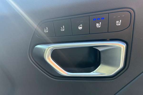 2024 Kia K4 GT-Line CL4m