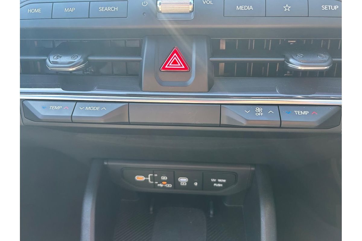 2024 Kia K4 GT-Line CL4m