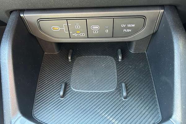2024 Kia K4 GT-Line CL4m