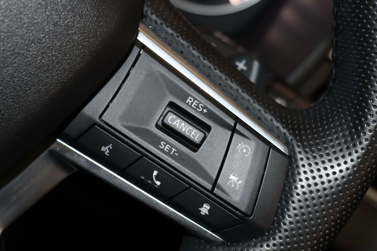 2024 Mitsubishi Outlander LS ZM
