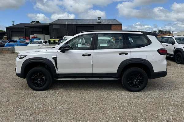 2025 LDV D90 Executive SV9A