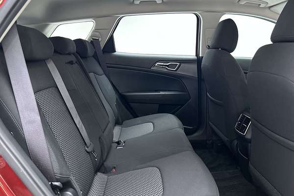 2024 Kia Sportage S NQ5