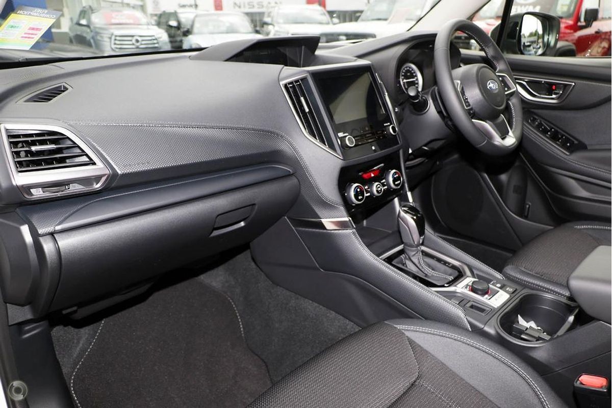 2025 Subaru Forester 2.5i S5
