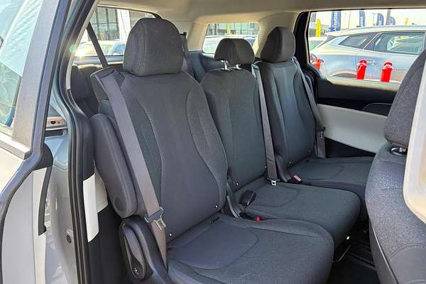 2023 Kia Carnival S KA4