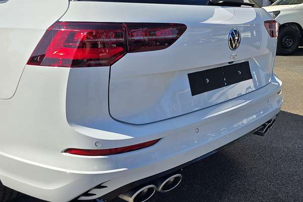2022 Volkswagen Golf R 8