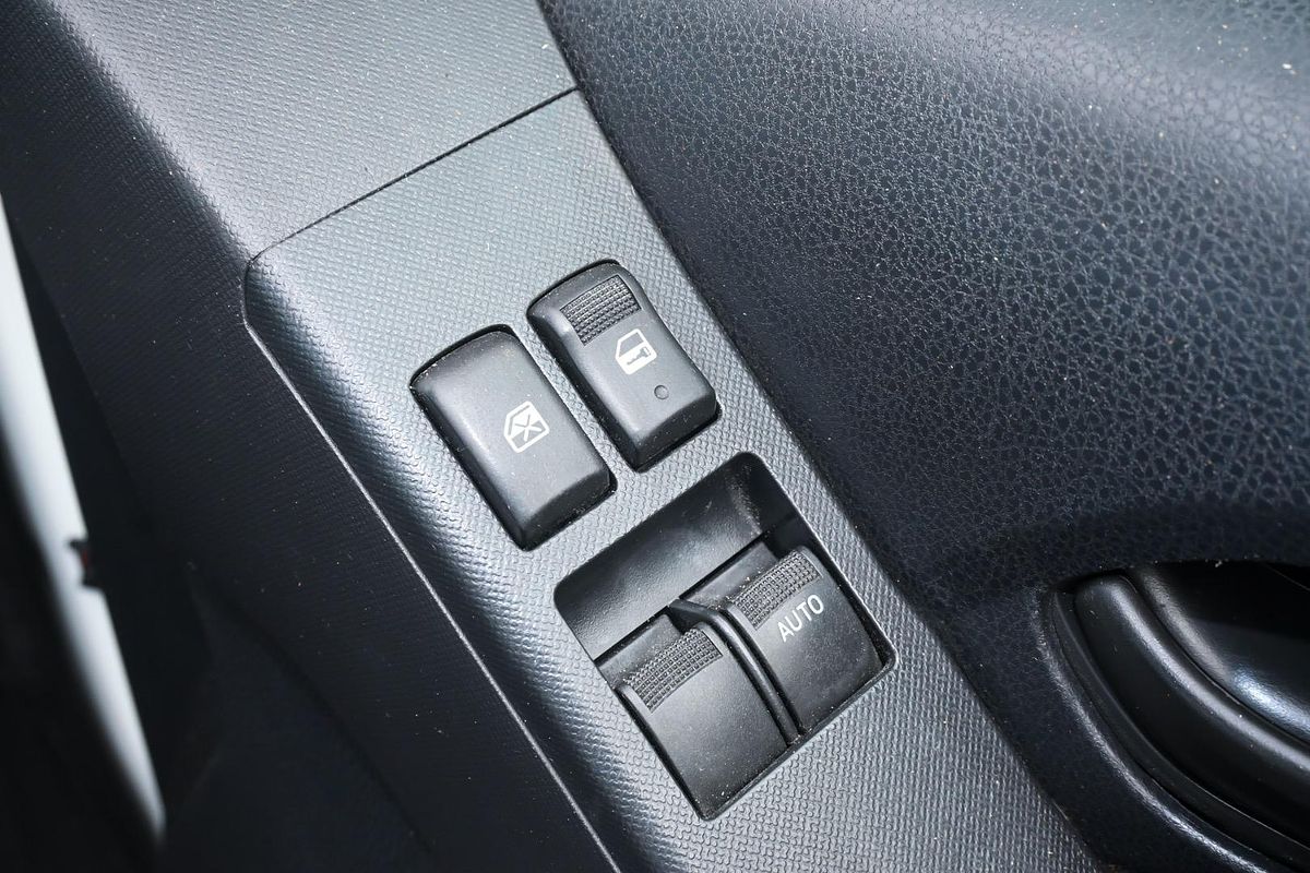 2020 Isuzu D-MAX SX High Ride Rear Wheel Drive