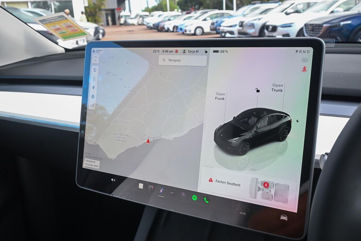 2024 Tesla Model Y Long Range