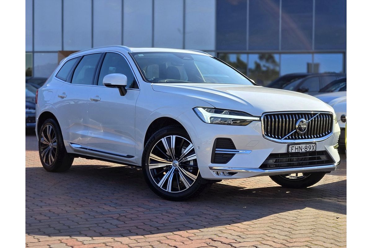 2024 Volvo XC60 Ultimate B5 Bright