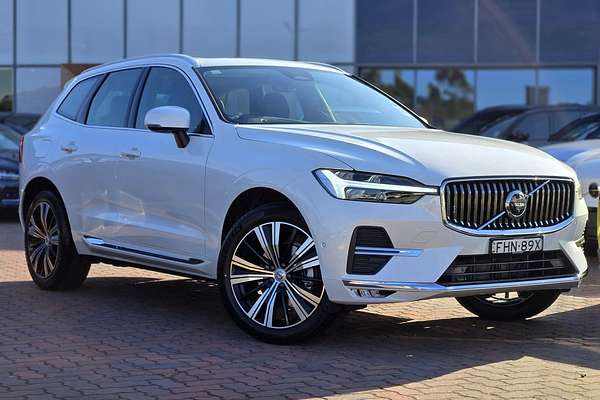 2024 Volvo XC60 Ultimate B5 Bright