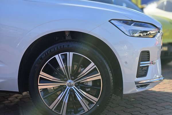 2024 Volvo XC60 Ultimate B5 Bright