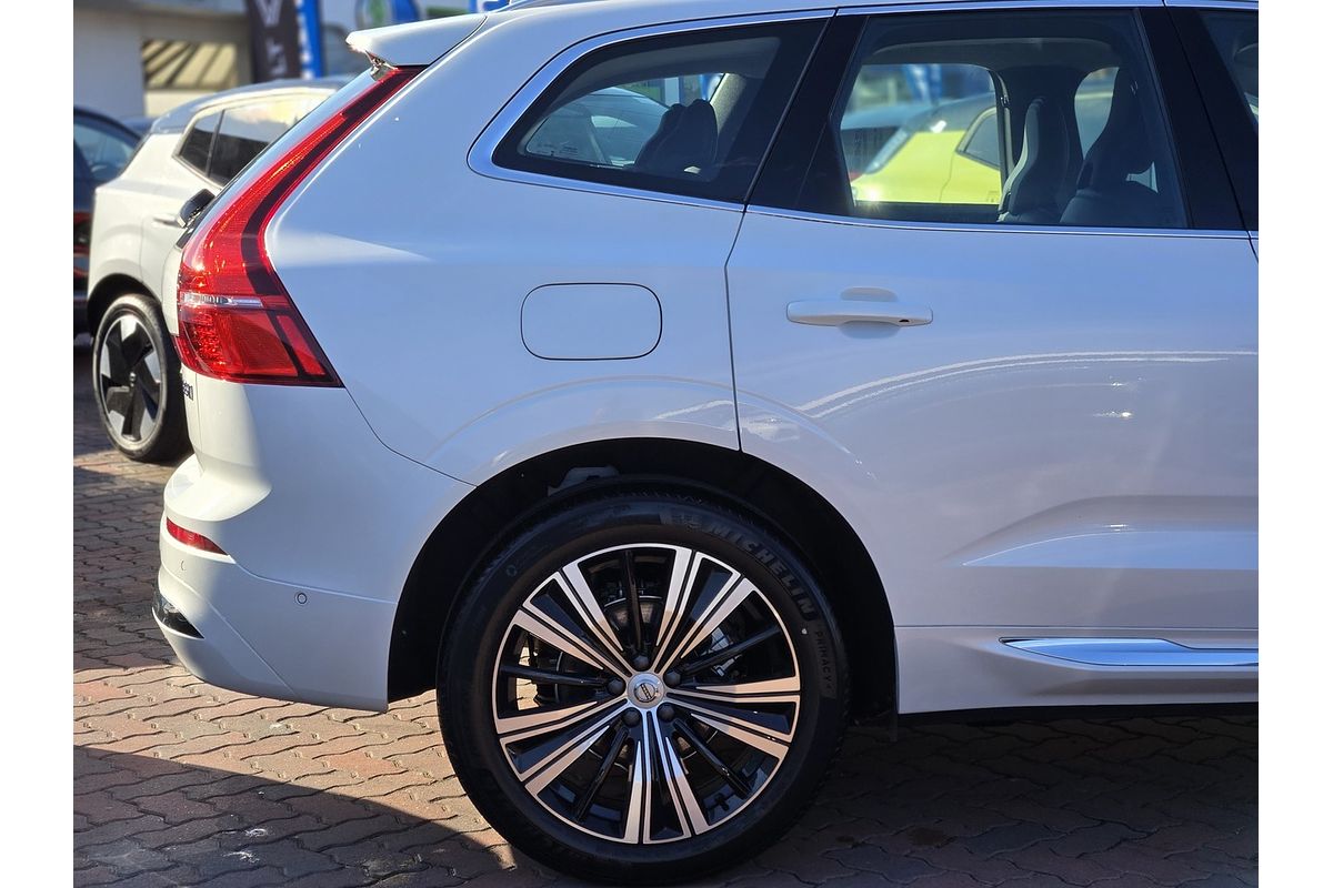 2024 Volvo XC60 Ultimate B5 Bright