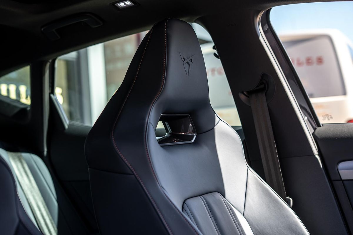 2024 CUPRA Formentor VZx KM