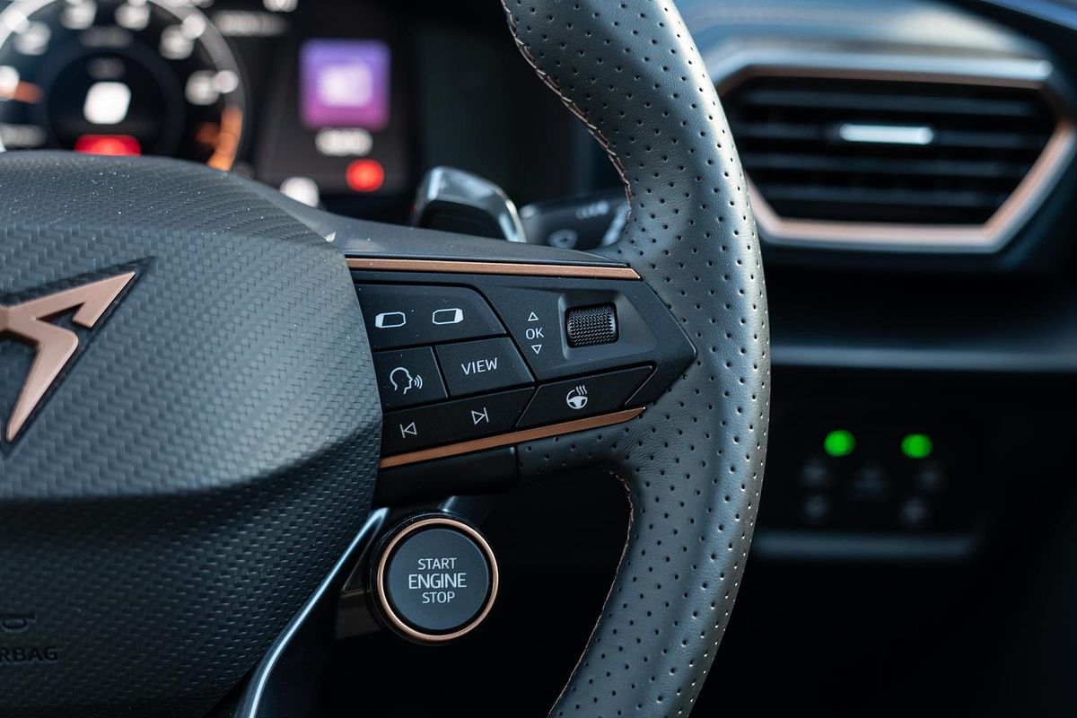 2024 CUPRA Formentor VZx KM