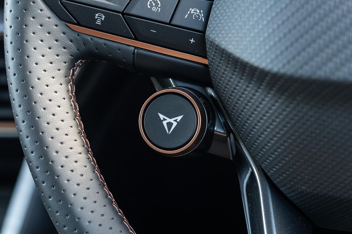 2024 CUPRA Formentor VZx KM
