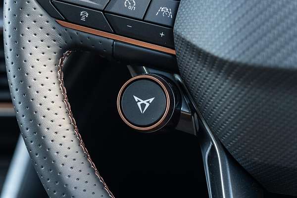 2024 CUPRA Formentor VZx KM